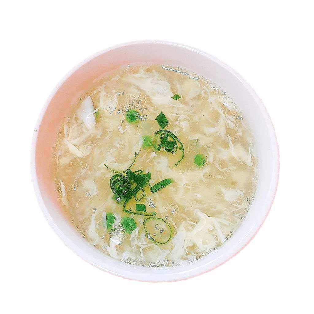 Supă de fructe de mare cu creveți, mazăre și legume, servită la restaurantul Jin Ding din București. Preț 25 LEI.