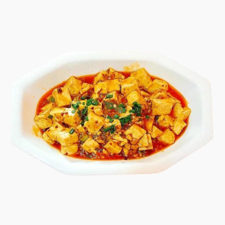 Tofu iute cu carne tocată și sos picant, un preparat aromat și savuros, servit la restaurantul Jin Ding din Sector 2, București. Preț 38 LEI/250g.